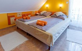 Gal Apartmanhaz